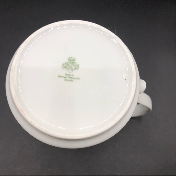 Graf Von Henneberg JLMenau 7” Pitcher German Democratic Republic FLAWLESS - Picture 4 of 6